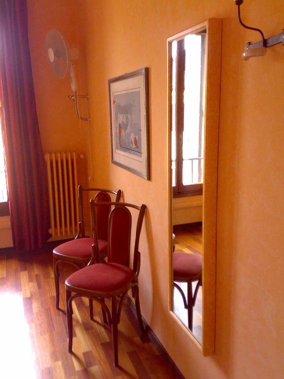 Cadoro Hotel Venice Phòng bức ảnh